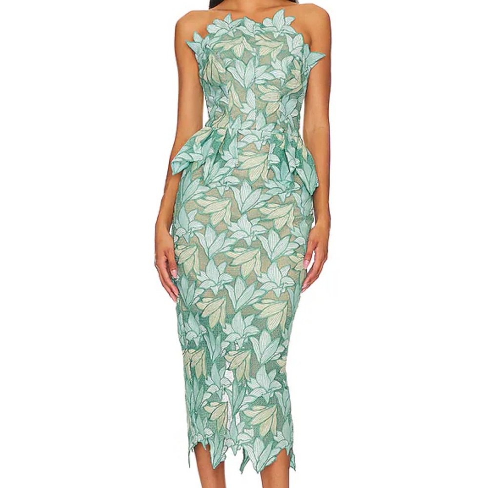 Elliatt Vinyles Midi Dress in Mint